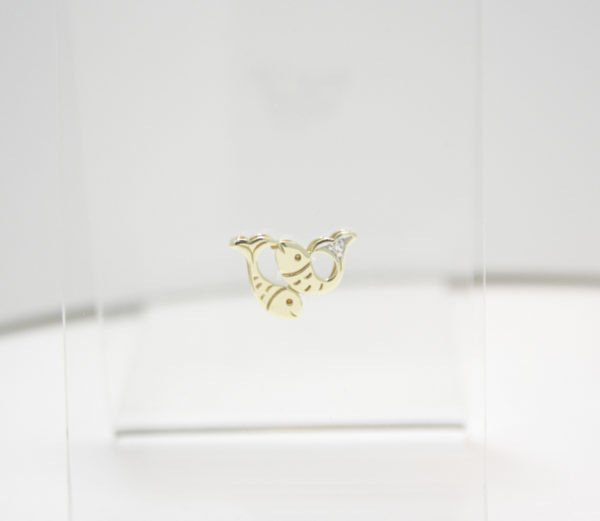 Gouden vissen sterrenbeeld hanger met diamant