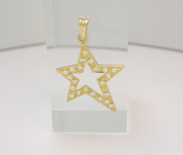Gouden hanger ster met zirkonia