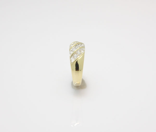 Gouden ring met zirkonia