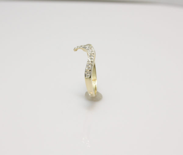 Gouden fantasie ring met diamant