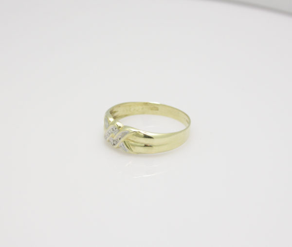 Gouden ring met diamant