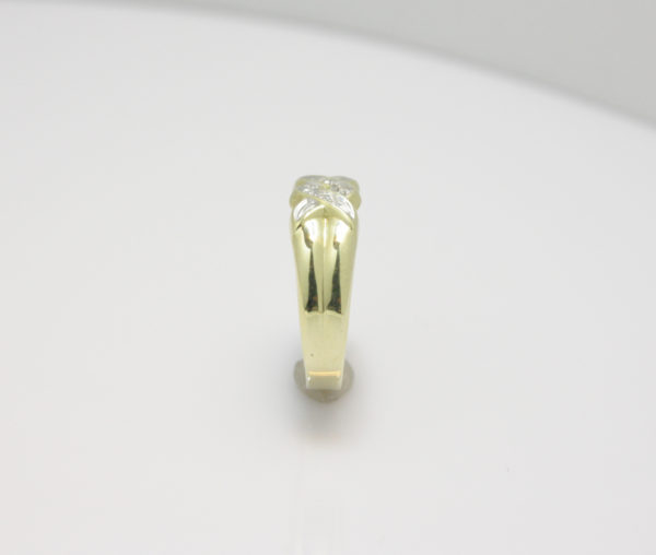 Gouden ring met diamant