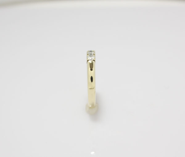 Gouden alliance ring met diamant