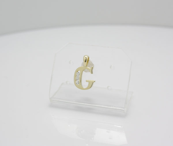 Gouden hanger letter G met zirkonia