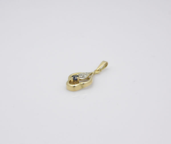 Gouden vintage hanger met saffier en diamant