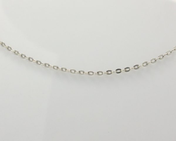 Wit gouden ketting en hanger klaverblad met diamant