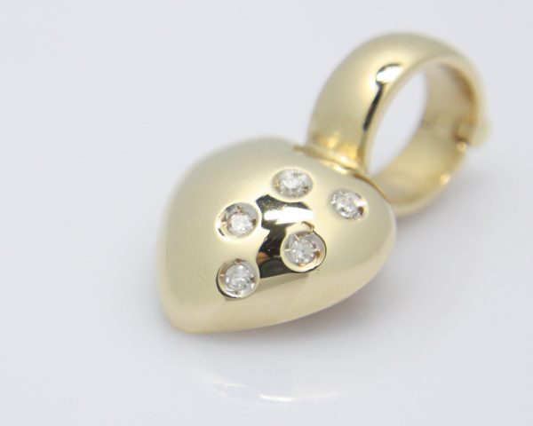 Gouden hanger hart met diamant
