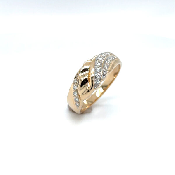 Gouden ring met diamant