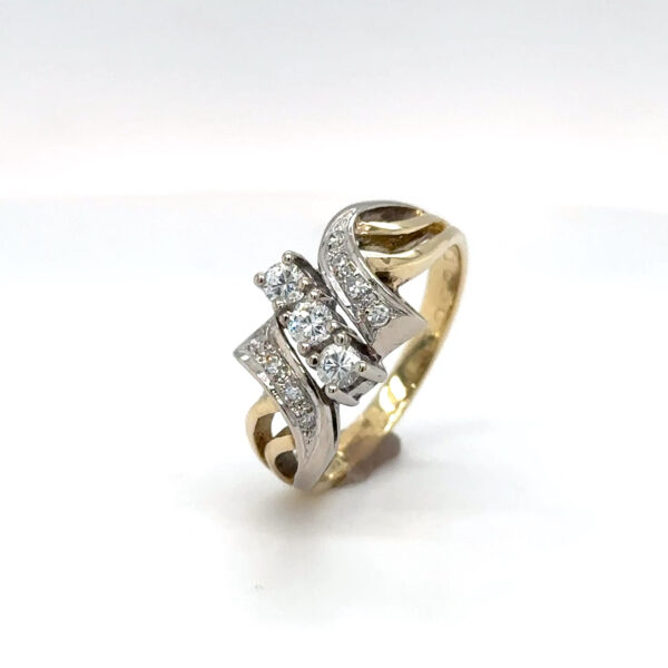 Gouden vintage ring met diamant